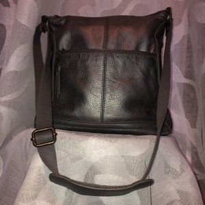 Sliver Leather like shoulder tote✨